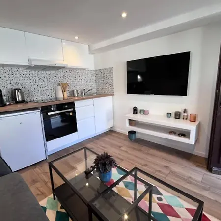 Apartment Soh Rent Terrasse -tv