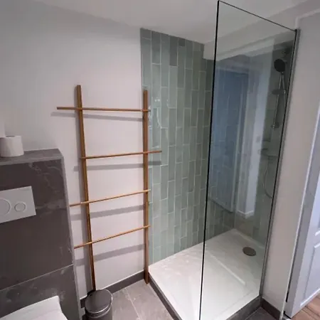 Soh Rent Proche Strasbourg Terrasse -tv アパート シルティグアイム